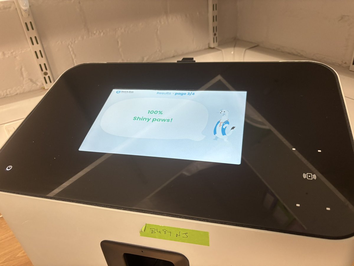 Lucy Lowe (@lucyloweaed) on Twitter photo Improving hand hygiene in A&E
5 Moments for hand hygiene
10 steps of effective hand washing <a href="/windle_tania/">Tania Windle</a> <a href="/EmmaClintonAED/">Emma Clinton</a> <a href="/aedbthft/">AED- Bradford Emergency Department π</a> <a href="/karendawber/">Prof Karen Dawber π</a> Improving hand hygiene in A&E
5 Moments for hand hygiene
10 steps of effective hand washing <a href="/windle_tania/">Tania Windle</a> <a href="/EmmaClintonAED/">Emma Clinton</a> <a href="/aedbthft/">AED- Bradford Emergency Department π</a> <a href="/karendawber/">Prof Karen Dawber π</a>