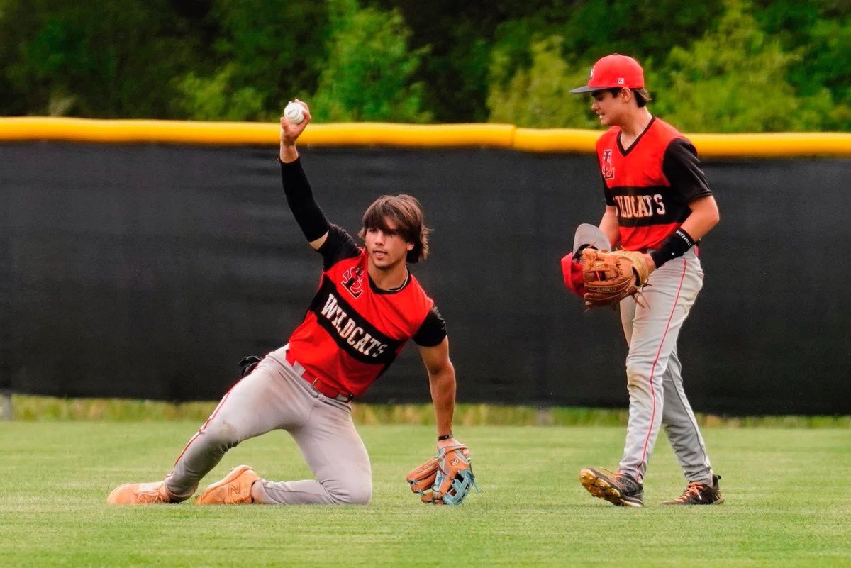 Jordan Stoutamire (@jordanstouty) on Twitter photo Mr. 120% on any playing field because that’s what he gives🤝. Major defensive play in a key area win <a href="/turnertill11/">Turner Tillman</a> <a href="/SLESAthletics/">SLES Athletics</a> Mr. 120% on any playing field because that’s what he gives🤝. Major defensive play in a key area win <a href="/turnertill11/">Turner Tillman</a> <a href="/SLESAthletics/">SLES Athletics</a>