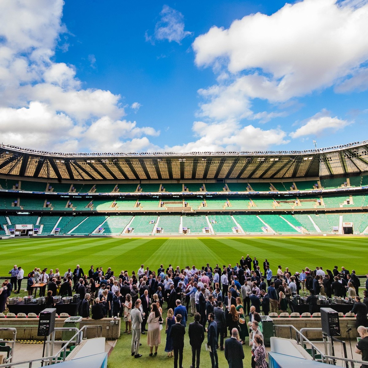 Venues + Events (@squaremealvande) on Twitter photo Join Tom Kerridge for a pitch-side barbecue at <a href="/AllianzStadium/">Allianz Stadium</a> this May🏉
Tuck into an incredible barbecue feast cooked by Tom Kerridge himself, before taking part in an exciting Q&A with both the chef and rugby legend Matt Dawson.
Book tickets today!
bit.ly/42licct Join Tom Kerridge for a pitch-side barbecue at <a href="/AllianzStadium/">Allianz Stadium</a> this May🏉
Tuck into an incredible barbecue feast cooked by Tom Kerridge himself, before taking part in an exciting Q&A with both the chef and rugby legend Matt Dawson.
Book tickets today!
bit.ly/42licct