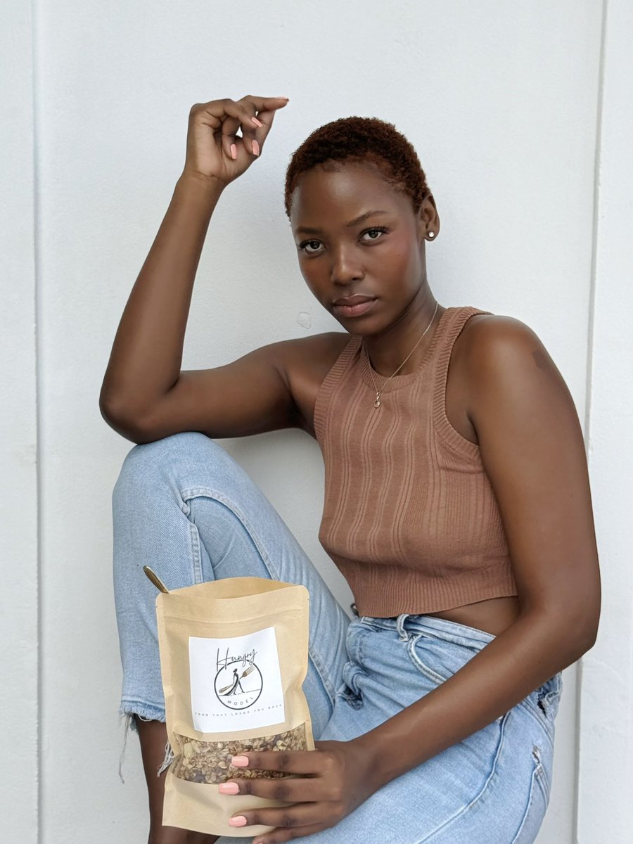 ZimeMsomi's tweet photo. Hey guys. I’m Zime,  a model &amp; culinary arts student. I make premium granola free of artificial sweeteners and additives. 

https://t.co/VBDPMDcMDA https://t.co/ln507xKMkw