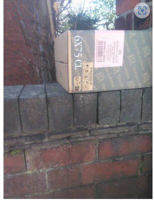 ccmchar's tweet photo. @dhlexpressuk great delivery left on our back wall No wonder it isn’t there anymore!!Thanks #DHL https://t.co/LFVCZo6RqC