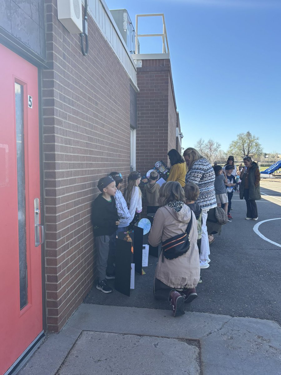 ErieElementary (@erieexcellence) on Twitter photo On Monday, our first graders showed off their research, oral speaking and writing skills during their planet presentations for our families. #StVrainStorm <a href="/DPerfettiDeany/">Dina Perfetti-Deany</a> <a href="/SVVSDsupt/">Jackie Kapushion, Ed.D.</a> On Monday, our first graders showed off their research, oral speaking and writing skills during their planet presentations for our families. #StVrainStorm <a href="/DPerfettiDeany/">Dina Perfetti-Deany</a> <a href="/SVVSDsupt/">Jackie Kapushion, Ed.D.</a>