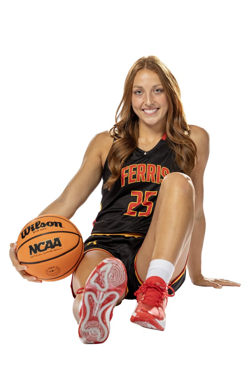 Our Ferris State Women’s Basketball team is heading to Hawaii for two games next season!🌺 Today is our One Day for Dawgs fundraiser to help make it happen—any donation or shares means so much. Thank you! Go dawgs! ❤️💛🏀

Support here: 
fundraise.givesmart.com/vf/ODFD2025/te…