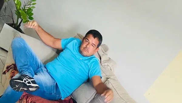 Futebolnorio's tweet photo. Vocês tem noção de que um árbitro foi preso por manipulação na SÉRIE B do Brasileirão e ninguém tá falando sobre?

A gente precisa repercutir isso. É oficial, EXISTE manipulação no campeonato Brasileiro

A ESPN puniu seus ótimo jornalistas após falarem mal da CBF

A relação comercial da emissora com a CBF é a série B do Brasileirão

A mesma Série B que hoje um árbitro foi preso por manipular jogos da competição