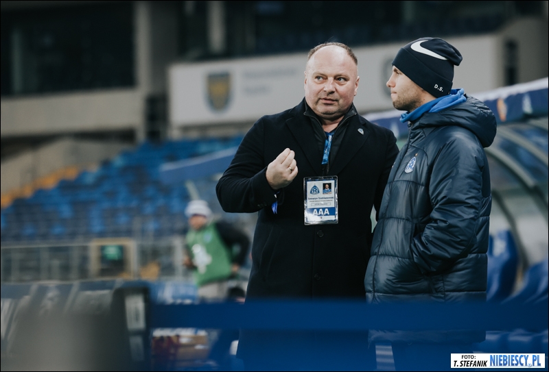 Prezes <a href="/RuchChorzow1920/">Ruch Chorzów</a> <a href="/19SeweRyn20/">Seweryn Siemianowski</a>: "Trener <a href="/dszulczek/">Dawid Szulczek</a> ma nasze zaufanie i plan na wyjście z sytuacji"
➡️ niebiescy.pl/index.php?id=3…

Zapraszamy do przeczytania wywiadu z Prezesem Ruchu Chorzów!