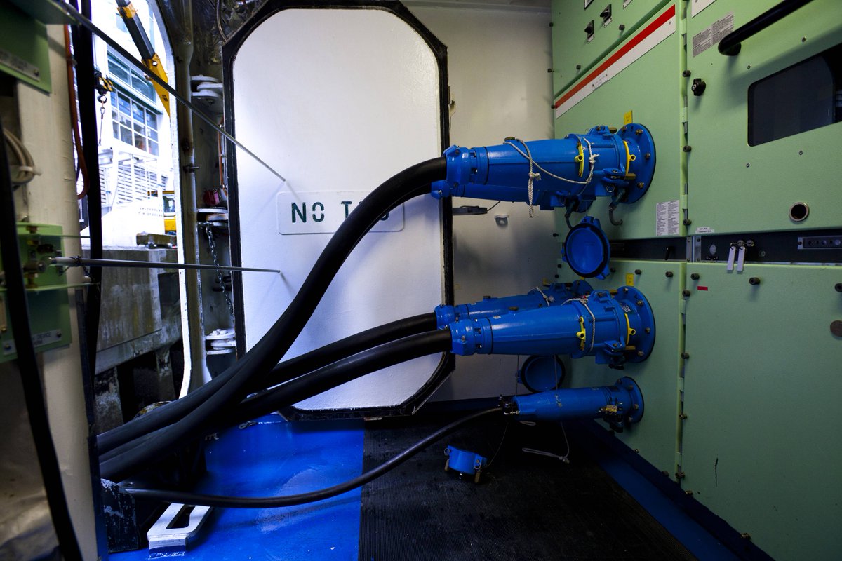 Leading up to Earth Day, we’re highlighting the innovative environmental programs driving climate action, cleaner air, and healthier ecosystems—across the Port of Vancouver and throughout the maritime sector.

Today, we’re spotlighting shore power facilities at the Canada Place