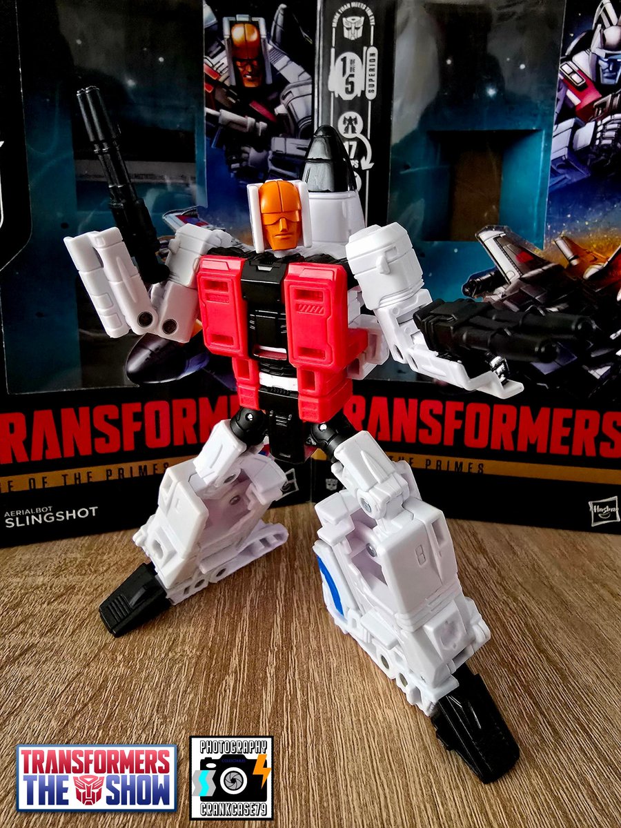 Andy_TFtheShow's tweet photo. "We have the need, the need for speed!"
Transformers Age Of The Primes Aerialbot Air Raid and Slingshot.
#transformers #transformerstheshow #toyphotography #hasbro #ageoftheprimes #toycollectors #G1 #cybertron #Aerialbot #Slingshot #AirRaid #combiner https://t.co/z4jo1FwcLs