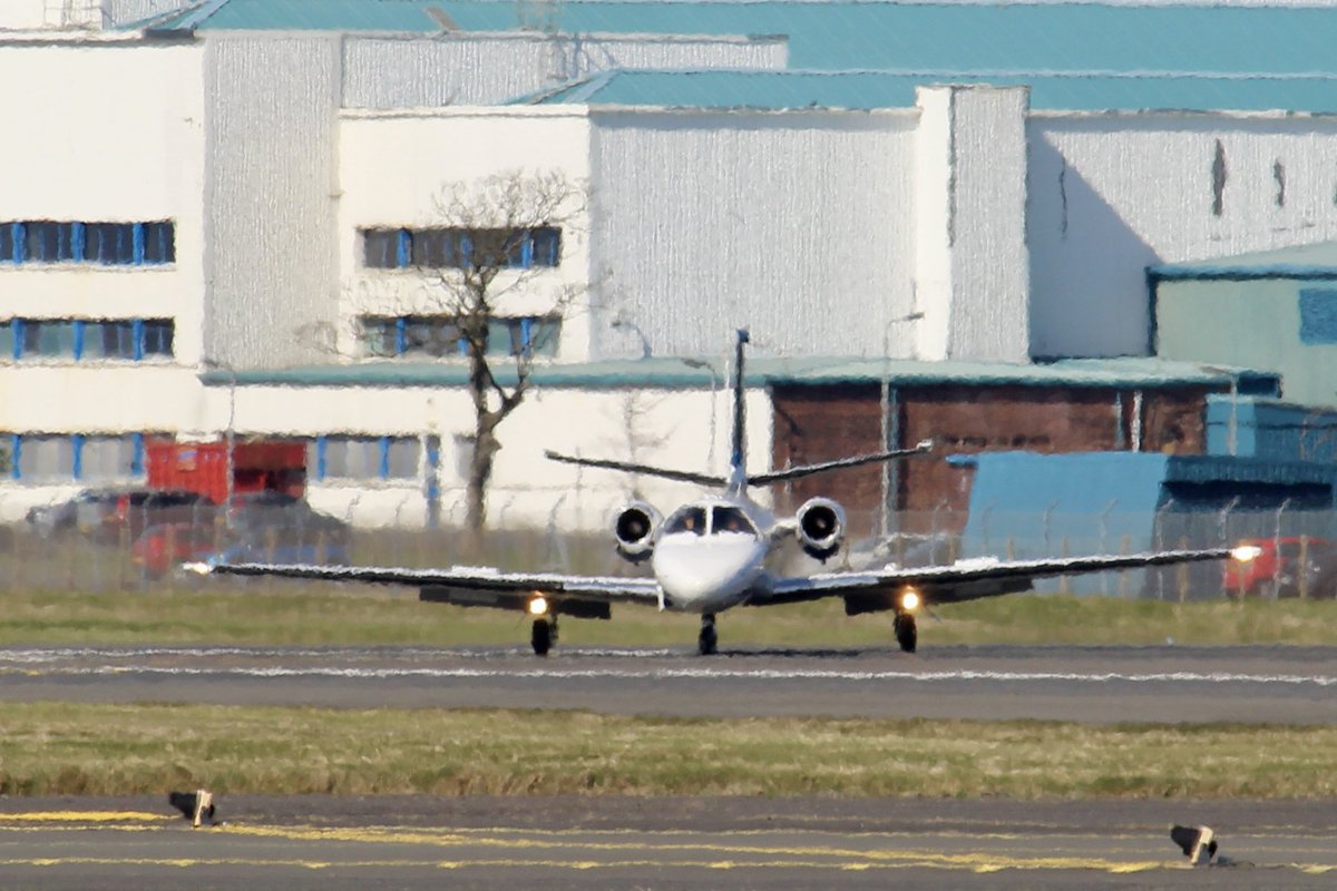 frantic_gold's tweet photo. Some more variety from Prestwick today #avgeek #SpottingFromTheMound
Kuwait Airforce #C17 #KAF342 as #KAF3203
Scottish Air Ambulance #EC35 #GSPHU
Slagboom & Peeters Aerial Photography #C550 #PHSVZ
Skyhook Helicopter’s #H125 #GKLCK aka Kermit https://t.co/17UgPcTo3B