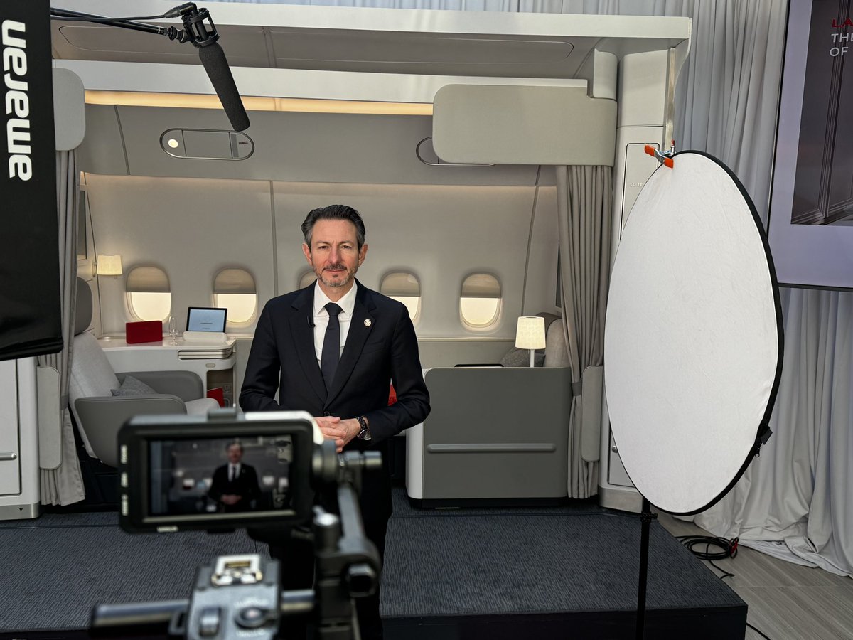 Après notre premier vol hier vers New York, nous continuons la présentation de notre nouvelle cabine La Première à nos clients et à la presse du marché américain.