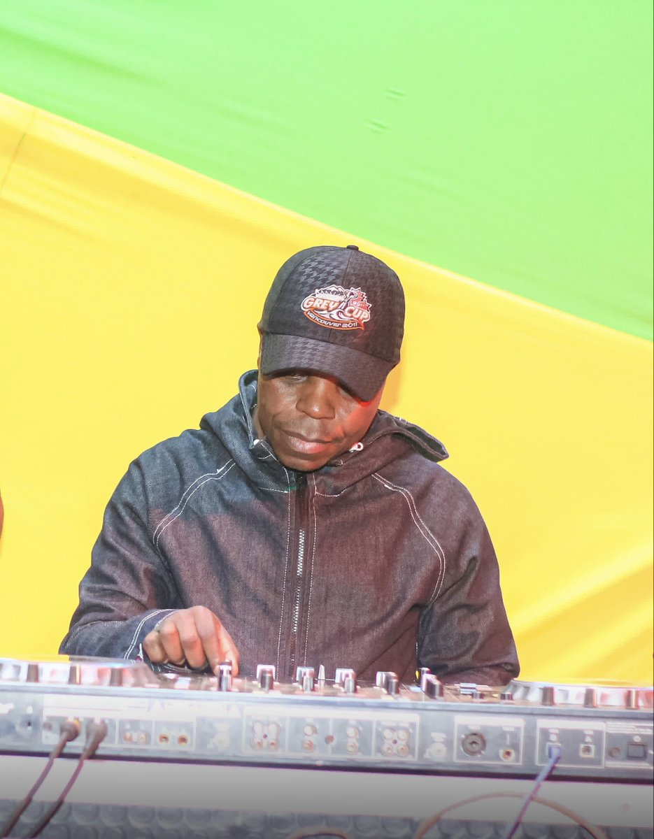 Tune in to <a href="/GhettoRadio895/">Ghetto Radio</a> NOW  &amp; be part of #JAHMROCKDOBA's excitement as I @charradeejay takes over the airwaves with a mix of tunes that will keep you grooving! 
<a href="/jojomackenzie2/">_JOJO..H.E.R😁💋😷🍻🍷💫</a> 
<a href="/MpesaYahKangemi/">𝕄𝕡𝕖𝕤𝕒 𝕐𝕒𝕙 𝕂𝕒𝕟𝕘𝕖𝕞𝕚 💵🤑ℝ𝕠𝕦𝕥𝕖23🔞</a> 
<a href="/jonnie_wa/">Ras Jonnie Wa Kangundo</a> 
<a href="/RasEduu/">Ra's Eduu One Big Family 🙏</a> 
<a href="/LindaOmolo/">LindaDehLupirahWololo</a> 
<a href="/Ijaluo1/">Jaber001🌊💦🦟🇰🇪🇧🇭🚯🔞</a> 
<a href="/BonnieMejja/">Bonnie Mejja🇰🇪</a> 
<a href="/DjBoboDread/">Dj BoboDread★</a>