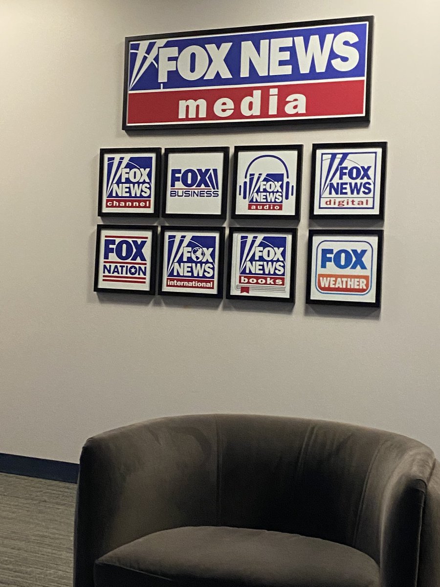 elliotsteinmetz's tweet image. Different kind of morning. 

Thanks @foxandfriends and @SteveDoocy for having us.