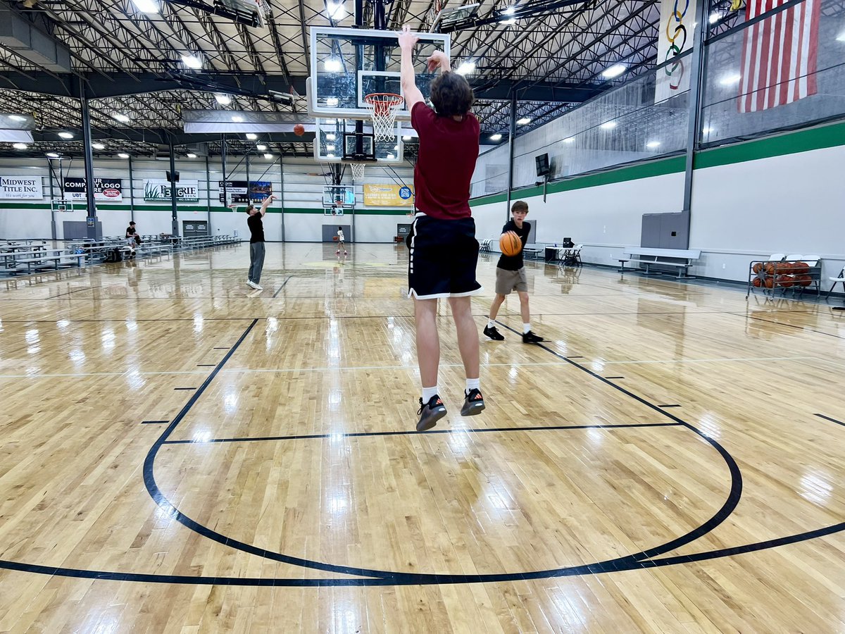 Adam Barnes tweet media