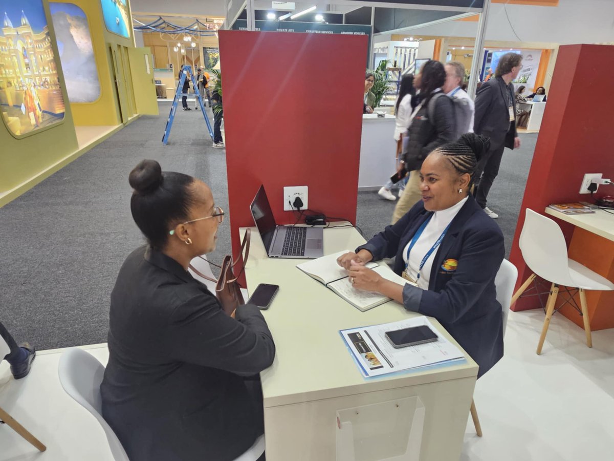 Tourism_Board's tweet photo. 𝗡𝗮𝗺𝗶𝗯𝗶𝗮 𝗮𝘁 𝗪𝗧𝗠 𝗖𝗮𝗽𝗲 𝗧𝗼𝘄𝗻 𝟮𝟬𝟮𝟱!!!
#Namibia takes center stage at WTM Cape Town, showcasing breathtaking landscapes, rich cultural heritage, and world-class tourism experiences. 📷📷
#sharemynamibia #VisitNamibia #ExperienceNamibia https://t.co/vaj5CnbnGZ