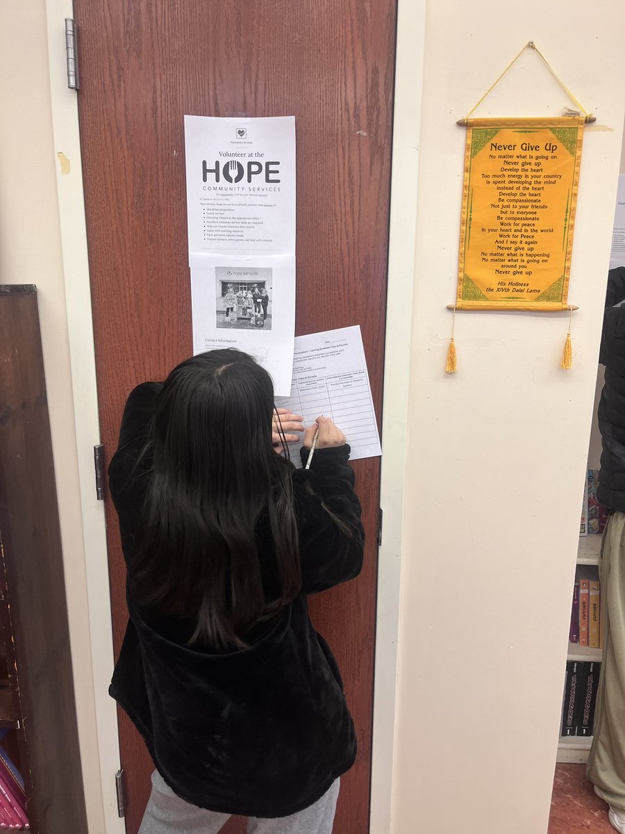 MsGallery723's tweet photo. Newcomers designed newsletters highlighting various local community services—then explored the classroom to gather info on everything their new community has to offer! https://t.co/t75mXNoTOm