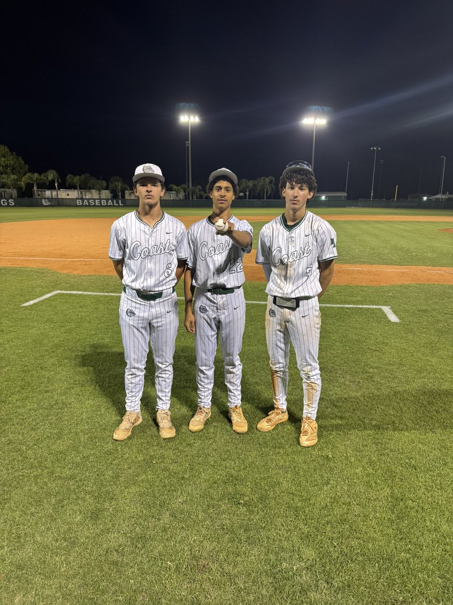 Combined no hitter for these guys last night against Fleming Island! Great job Fellas!