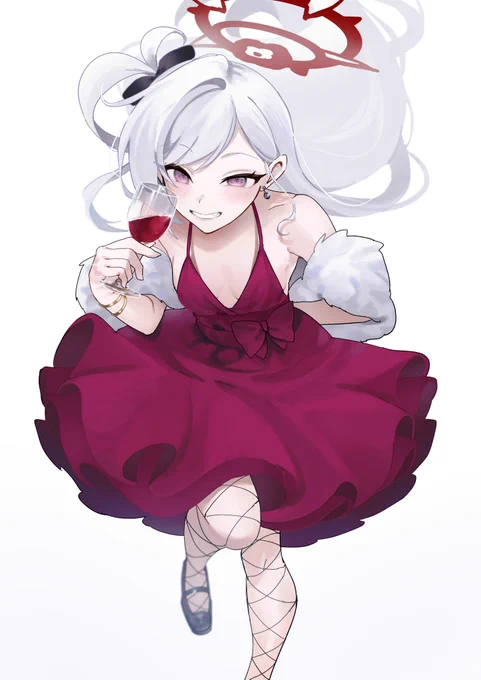 ドレスムツキ… 