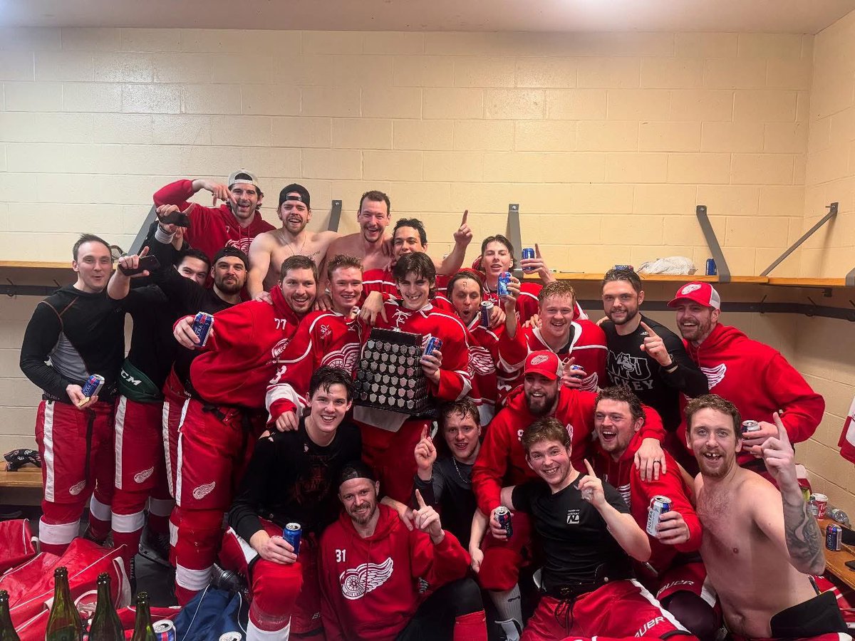 simmsstephen's tweet image. What a team #herderchamps #mustard