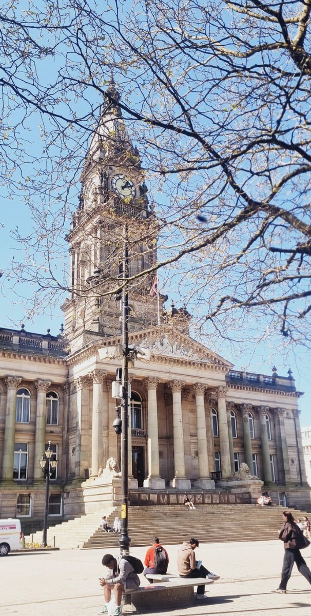 90Edwards's tweet image. Bolton Town Hall.