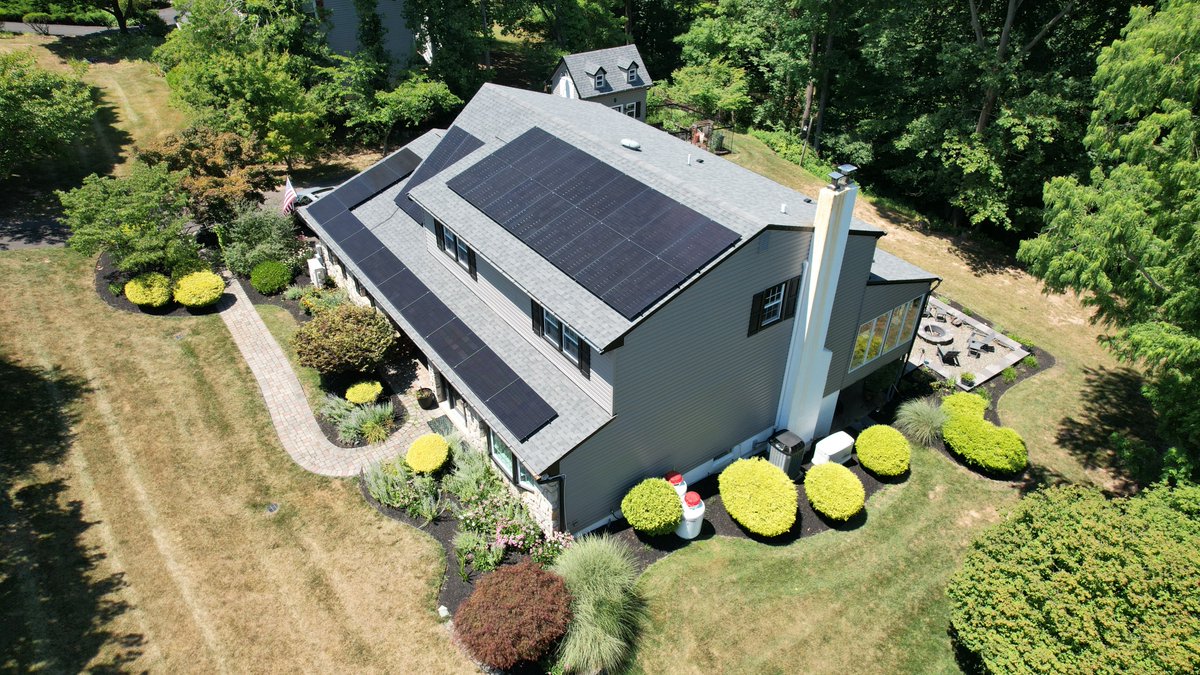 IGALARZAI's tweet photo. Are you feeling frustrated with the constant utility rate hikes?  You're not alone.  It’s time to take control of your energy future. You own your home—why not own your power?  Contact Moore Energy today to schedule a FREE consultation. 

https://t.co/MxfS4Cweo6
#SolarEnergy https://t.co/UmH5rH5jip