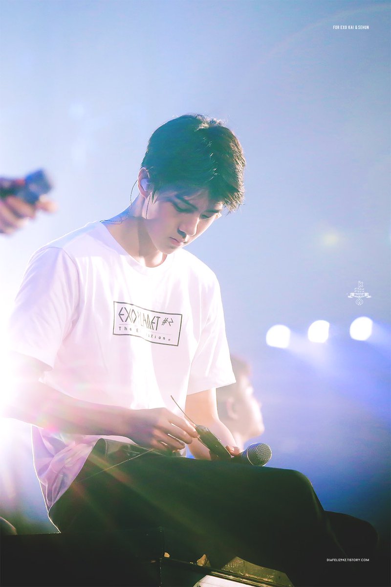 p ♡ (@shixuncheeks) on Twitter photo 