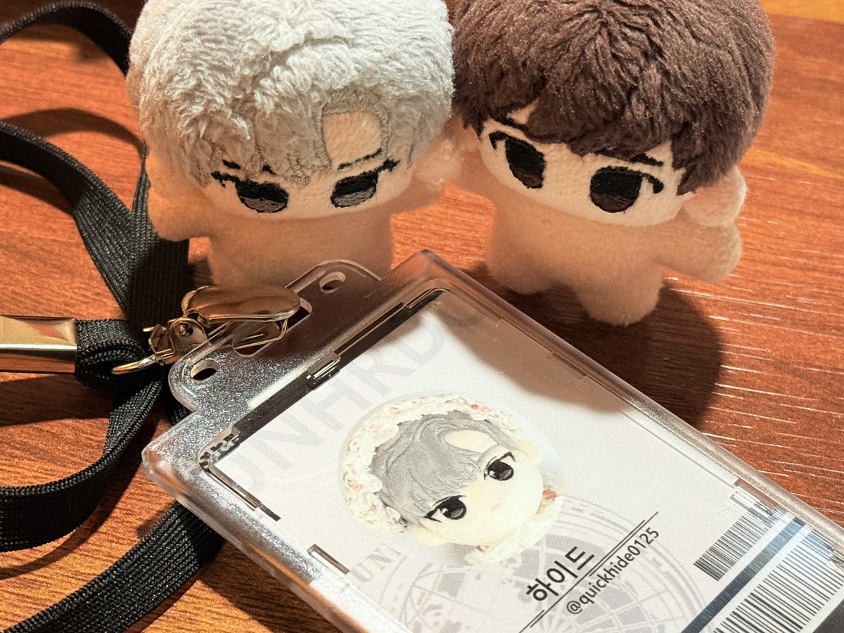 quickhide0125's tweet photo. 아쓰(@Asss_1BL)님이랑 데이뚜 😚
이것저것 챙김 &amp; 영업 당하고 옴 😅 불삶 드씨 57화 가보자고~! https://t.co/oMhecmHCJ0