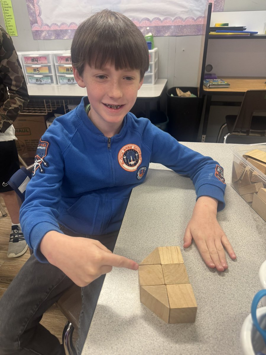 “Look Mrs. Martin - I made square units!” Math in action during STEM Bins ☺️🎉<a href="/HumbleISD_FE/">Foster Elementary</a>