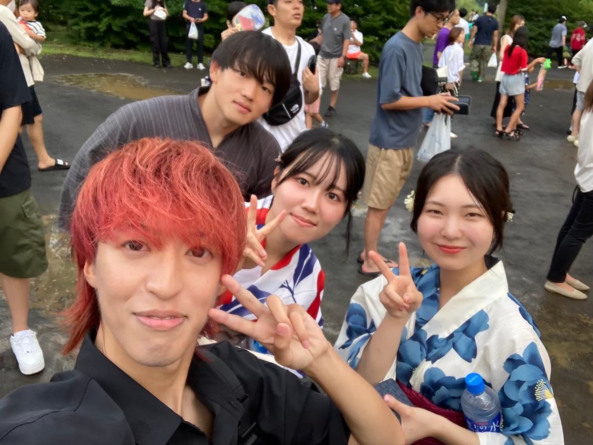 boatymurowing's tweet photo. 【湖上祭】

ボート部には、レク係があり、湖上祭だけでなく、鍋パや富士急などのレクがあります‼️

この投稿で少しでもボート部に興味を持った方🙋‍♀️🙋‍♂️
ぜひ新歓で待ってます❤️‍🔥

今後の新歓の予定もぜひチェックして見てください🥺 https://t.co/LE3EJLBWBh