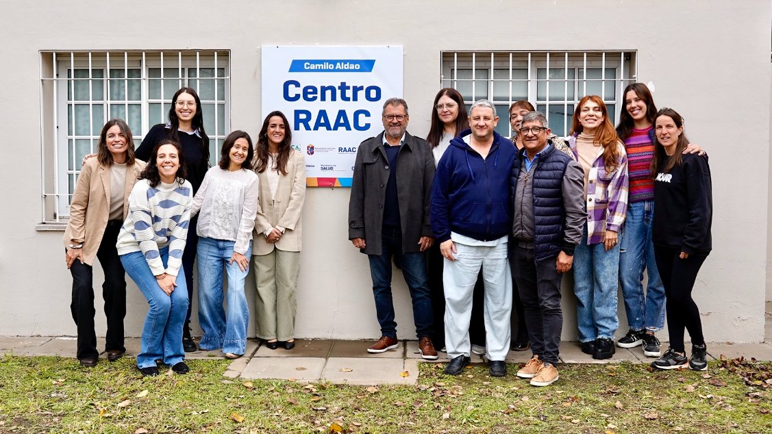 saludmentaladic's tweet photo. Camilo Aldao tiene Centro Asistencial 🎉
👉La subsecretaria Florencia Maiocco junto al intendente Mario Bacelli encabezaron el acto de Paso de Nivel.
El espacio brindará un tratamiento con distintos abordajes y los vecinos/as podrán acceder a terapias y grupos de ayuda mutua. https://t.co/4a3fEVSclQ
