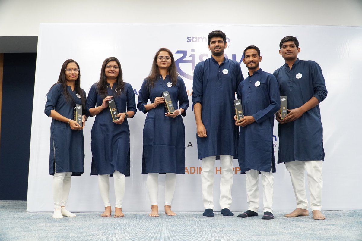 SamarthJeweller's tweet photo. Samarth Jewellery successfully held its Annual General Meeting, reflecting on milestones, growth, and future goals. Here's to another year of brilliance and trust! 💎

✨ #AGM #SamarthJewellery #BusinessGrowth #Teamwork https://t.co/W00y8M6wkC