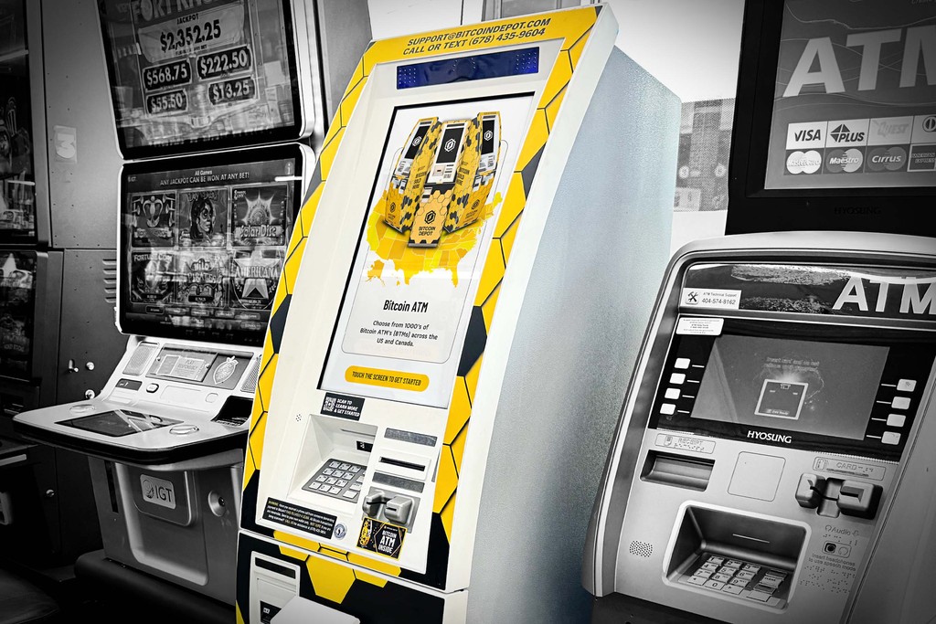 Bitcoin_Depot's tweet image. From tax refund season buyers to privacy-conscious users, Bitcoin ATMs are revolutionizing how we access cryptocurrency!
Find out what makes Bitcoin ATMs so special.
#bitcoin #bitcoindepot #crypto #tax #taxrefund #cryptocurrency #btm #btc
bitcoindepot.com/bitcoin-atm-in…