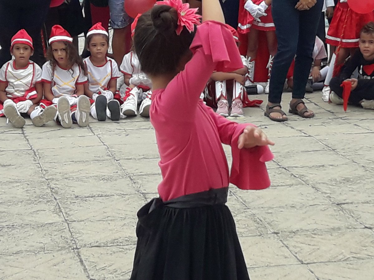Acto  Municipal en saludo al 64 Aniversario de la creación de los #CírculosInfantiles.
<a href="/DraMaricelDME/">Maricel Hechavarría Gé</a>
<a href="/LeticiaCalvoD/">Leticia Calvo Dorado</a>
#CubaMined
#dpestgo
#DMEContramaestre
<a href="/FajardoYanila/">Yanila Pèrez Fajardo</a>
<a href="/naimatrujillob/">Naima Ariatne Trujillo Barreto</a>
