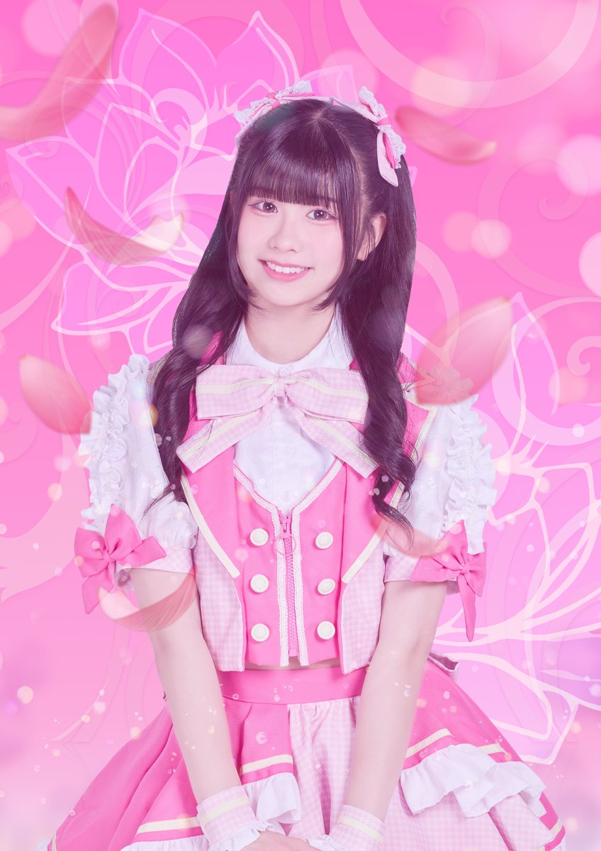 LOTUSMARRY's tweet photo. 岩本 詩音(いわもと しおん)
担当カラー：オレンジ
@shion__LM

蒼井 風音(あおい かざね)
担当カラー：青色
@kazane_LM

夢咲 舞桜(ゆめさき まお)
担当カラー：桜色
@mao__LM https://t.co/CFUHO6pZYB