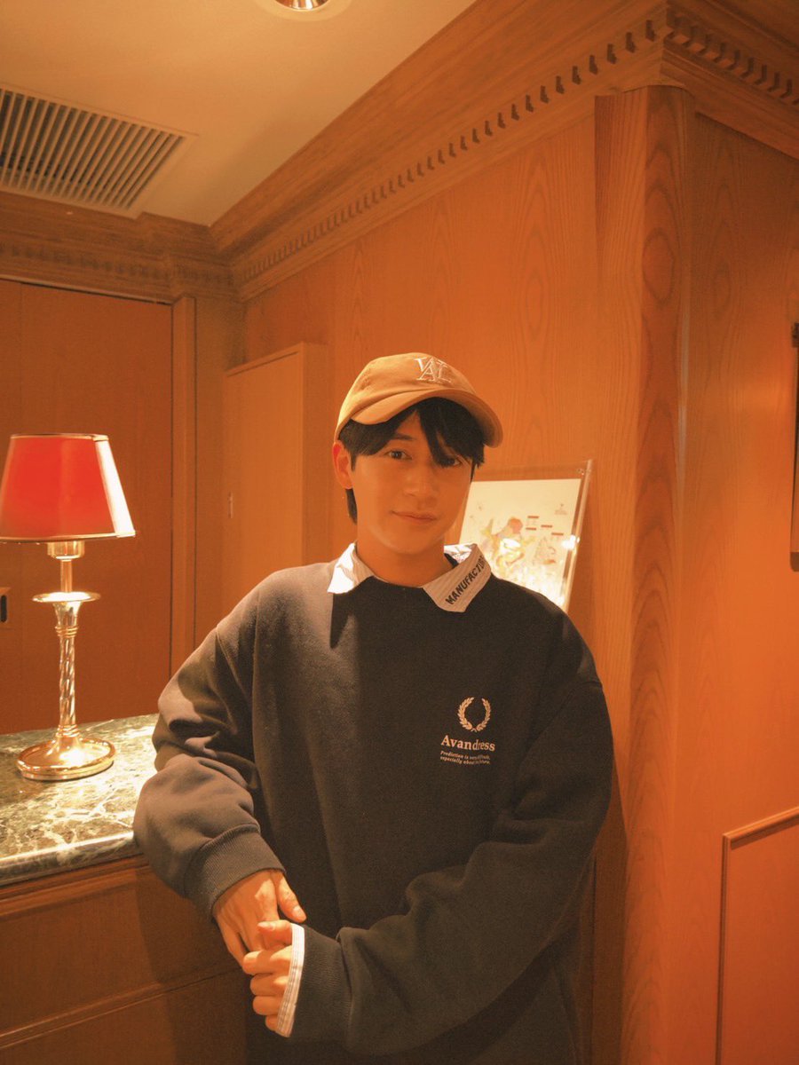 jr_official_X's tweet photo. 藤井直樹です！

「クリエイターズ・スタジオ with ボカコレ」
聞いてくれてありがとー🙌

今日は舞台発表もできて、ブログも上がって、ラジオもあって最高の1日でした☀️
まだまだいっぱいみんなに伝えたいことがあるから楽しみにしててね〜🫶
てなわけで、今日という日に幸あれ〜🙌

#藤井直樹 #藤井直樹です
#クリスタ水曜