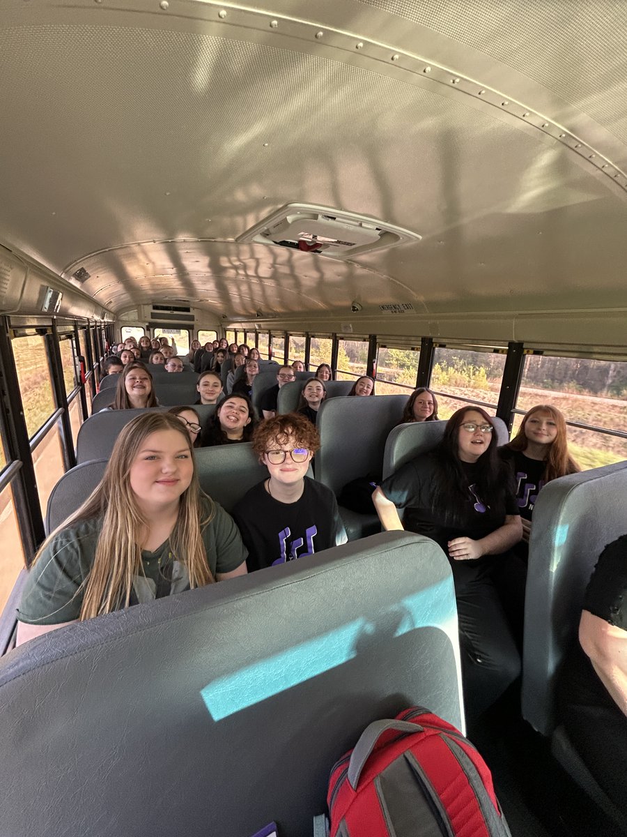 We are officially on our way to Jefferson City to perform in the Rotunda with the Varsity Treble Choir for Fine Arts Education Day 2025! #FAED25