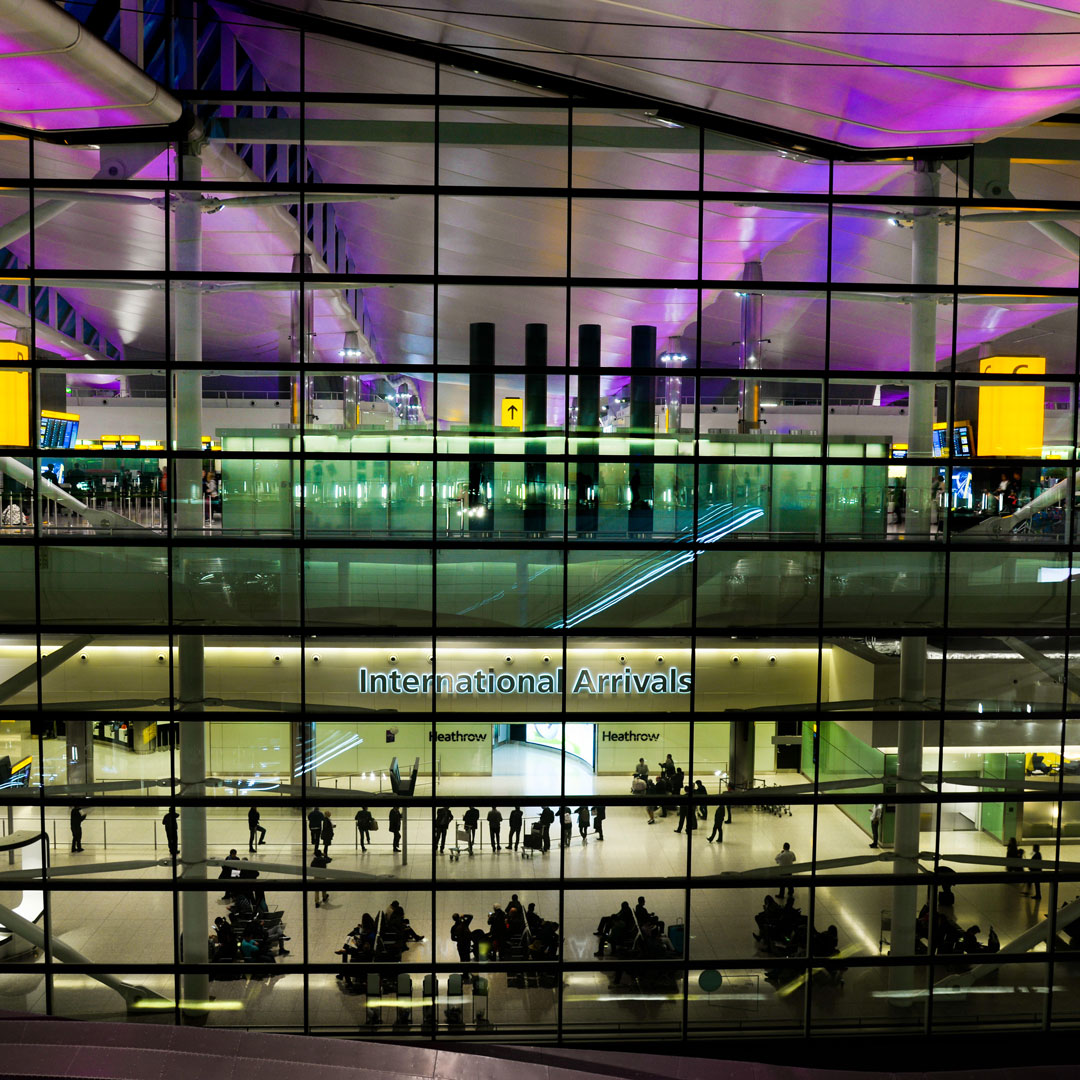 RTX_News's tweet photo. 📰 NEWS: Collins Aerospace secures six-year renewal with @HeathrowAirport to continue providing ARINC cMUSE passenger processing system across all four terminals. Learn more: https://t.co/q6OwY8UdMn #PTExpoConf https://t.co/I3lMkS1GrP