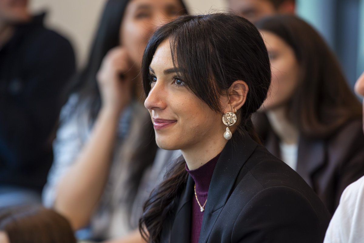 sdabocconi's tweet image. Nel Master in Management per la Sanità (#MiMS) di @‌sdabocconi, la visita a @‌Lundbeck Italia, guidata dalla DG @‌Tiziana Mele, ha lasciato un segno profondo. La classe ha potuto confrontarsi con i C-levels di un leader globale nelle neuroscienze e #brainhealth.