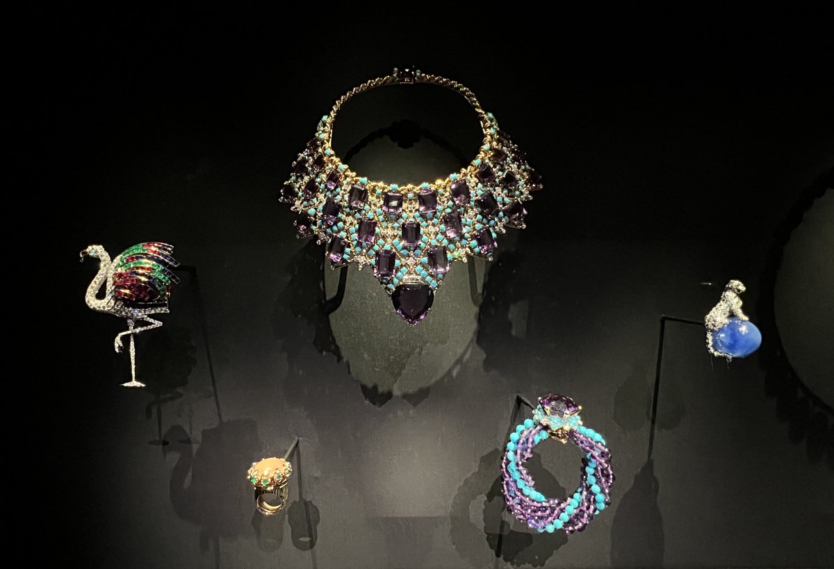 MajestyMagazine's tweet photo. To the @V_and_A for a preview of the dazzling #Cartier exhibition, which opens on Saturday. Tiaras, other jewels and objets d'art from British and other royal collections, a rose clip brooch given to Princess Margaret in 1953 and items once owned by the Duchess of Windsor. https://t.co/GyITtvPB56