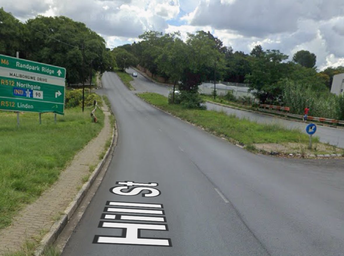 Conceptcowboy's tweet photo. A city aging backwards. Hill Street, Randburg. Johannesburg. 2010 vs 2023. 

Joburgers desensitised to mediocrity may say “not bad” https://t.co/cKIoYacrQc