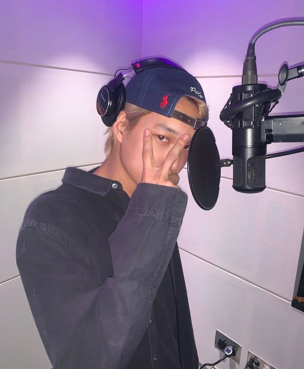 Whoever is taking his pics lately I OWE YOU MY LIFE