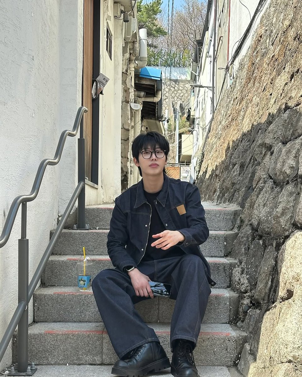 spring__wonder's tweet photo. 250409 최찬이 인스타그램 업데이트
Instagram Update
봄녕하십니까 !
#최찬이 #Choechani
#Chanyi #Choichanyi
#더맨블랙 #THEMANBLK
#소년24 #Boys24 #少年二十四
#찬이인스타그램 https://t.co/X3yepeGEx5