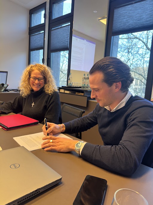 Verkauf der STS Oberholz GmbH &amp; Co. KG - Experte für Verriegelungssysteme und Sicherheitslösungen

Im März 2025 hat die M.W. Glatz GmbH im Zuge eines Share Deals die STS Oberholz GmbH &amp; Co. KG erworben.

Weitere Infos unter: covendit.de/referenzen/ver…