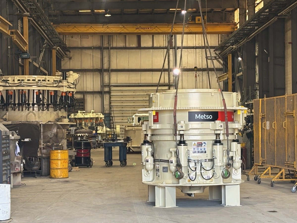 🛠 Expert Service. Maximum Uptime. 🛠

At Mellott, we know that downtime costs you money—that’s why our service team is ready to keep your equipment running at peak performance.  Need service? 📞 Call us today or visit mellottcompany.com!