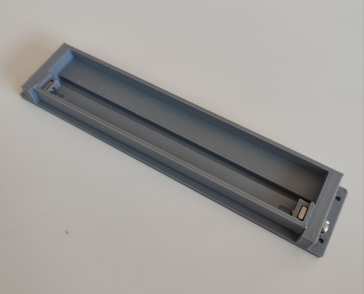 EntomoLabels (Grzegorz Banasiak) tweet media