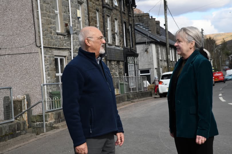 Plaid_Gwynedd's tweet photo. 1/2
Is Etholiad Gwynedd FORY, dydd Iau 10.4.25 TOMORROW Thursday's Gwynedd By Election
📷 Neuadd y Llan #LlanFfestiniog
📷 Eglwys Tad Daniel Church #Manod
📷 7:00 - 22:00
📷 Geraint Parry Plaid Cymru
🤞 https://t.co/eOOdkkSljb