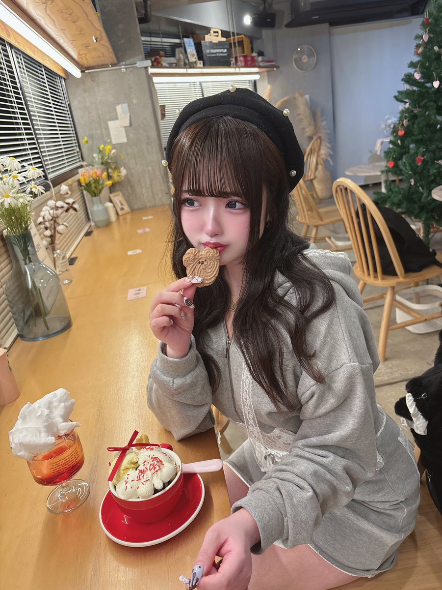 miyuu_cats0427's tweet photo. あざとくて何が悪いの？ https://t.co/ThPyC1hYOT