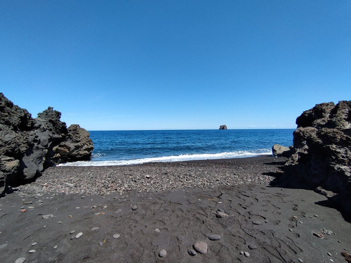 PhotoStromboli's tweet photo. Characteristic places of the Island of #Stromboli, #Aeolian Islands. https://t.co/YNMUa31xML