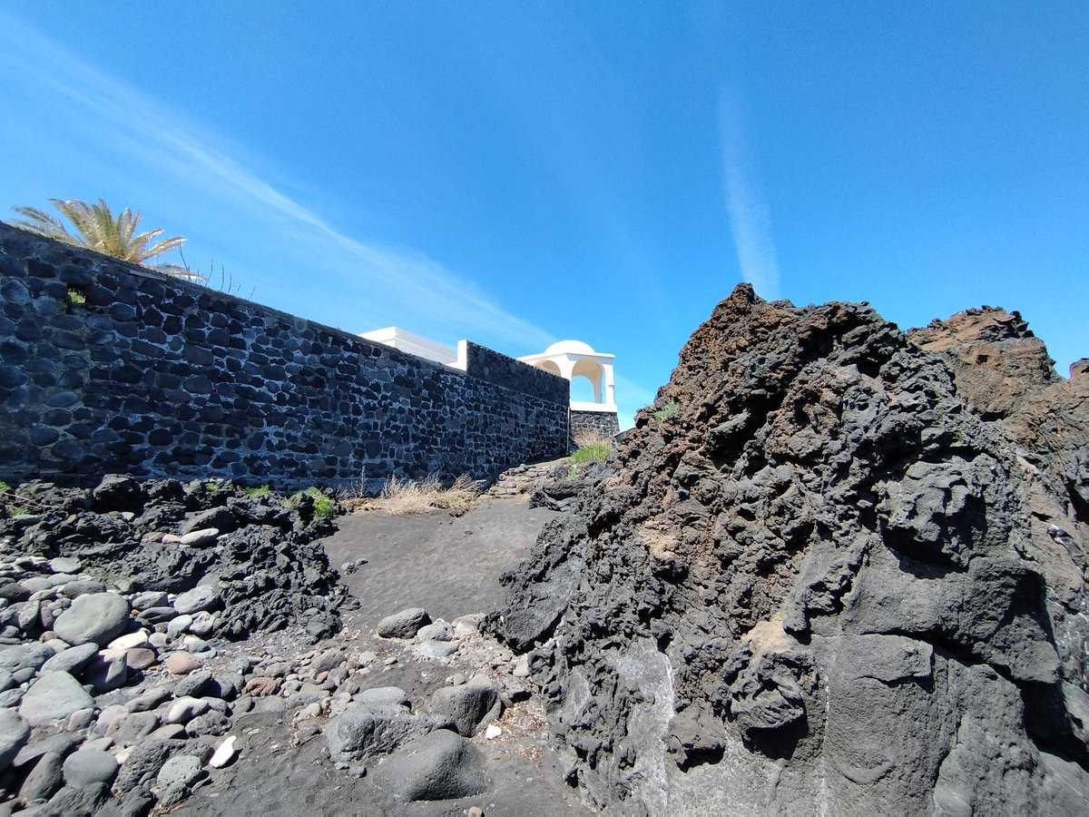 PhotoStromboli's tweet photo. Characteristic places of the Island of #Stromboli, #Aeolian Islands. https://t.co/YNMUa31xML