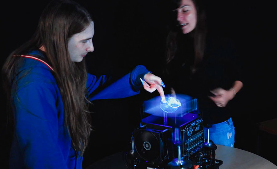 📢Una investigación de la UPNA consigue mostrar hologramas que se pueden agarrar y manipular
👉Han intervenido en este trabajo Elodie Bouzbib, Iosune Sarasate, Unai Fernández, Manuel López-Amo, Iván Fernández, Iñigo Ezcurdia y <a href="/AsierMarzo/">Asier Marzo</a> #intevol 🇪🇺
ℹ️tinyurl.com/3xd3pjdh