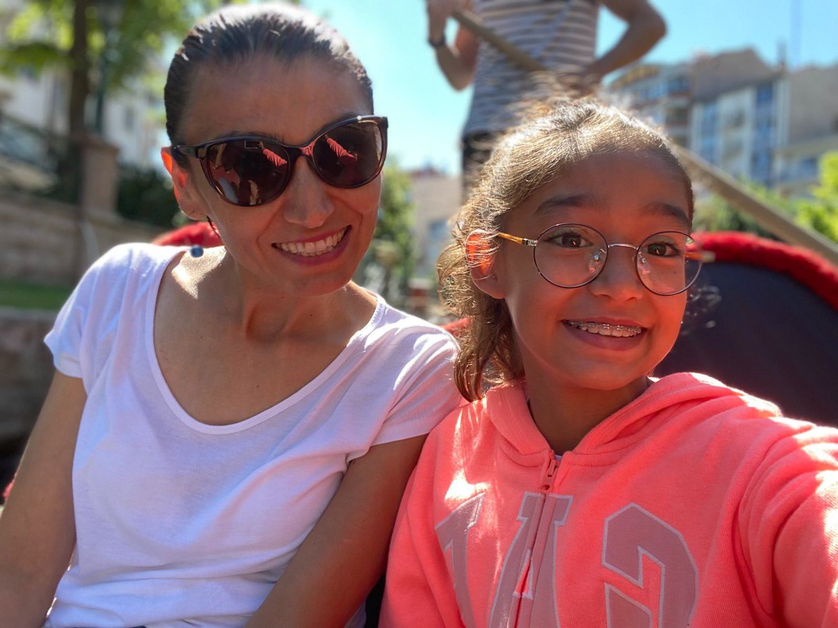 Ömrümün sonuna kadar yüreğimde yaşatacağım güzellerim.. Canım Ecoş’um, canım ablam…Nasıl yanıyorum…nasıl özlüyorum..

#isiasolasıkast