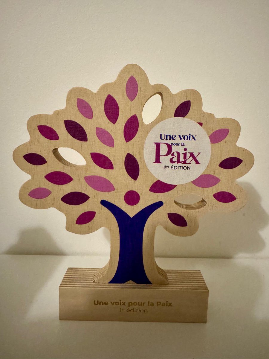 La guerre ne construit rien… elle détruit ce que des générations ont mis des années à bâtir.
Nous avons un rôle essentiel à jouer : semer la paix, apaiser les tensions, retisser les liens.
Ne sous-estimons jamais notre pouvoir d’influence.
La paix commence par chacun de nous.